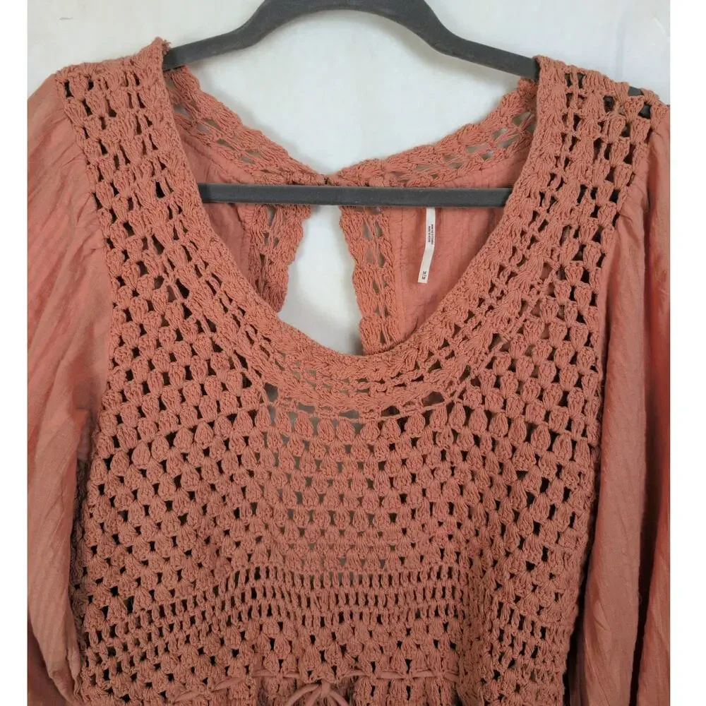 Free People Megan crochet balloon sleeve top Size Medium Boho Festival Hippie